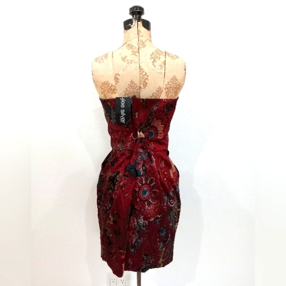 Dress - Picture 2 of 2